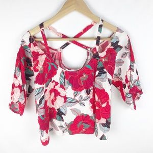 Cupcakes & Cashmere Red Floral Crop Top size S